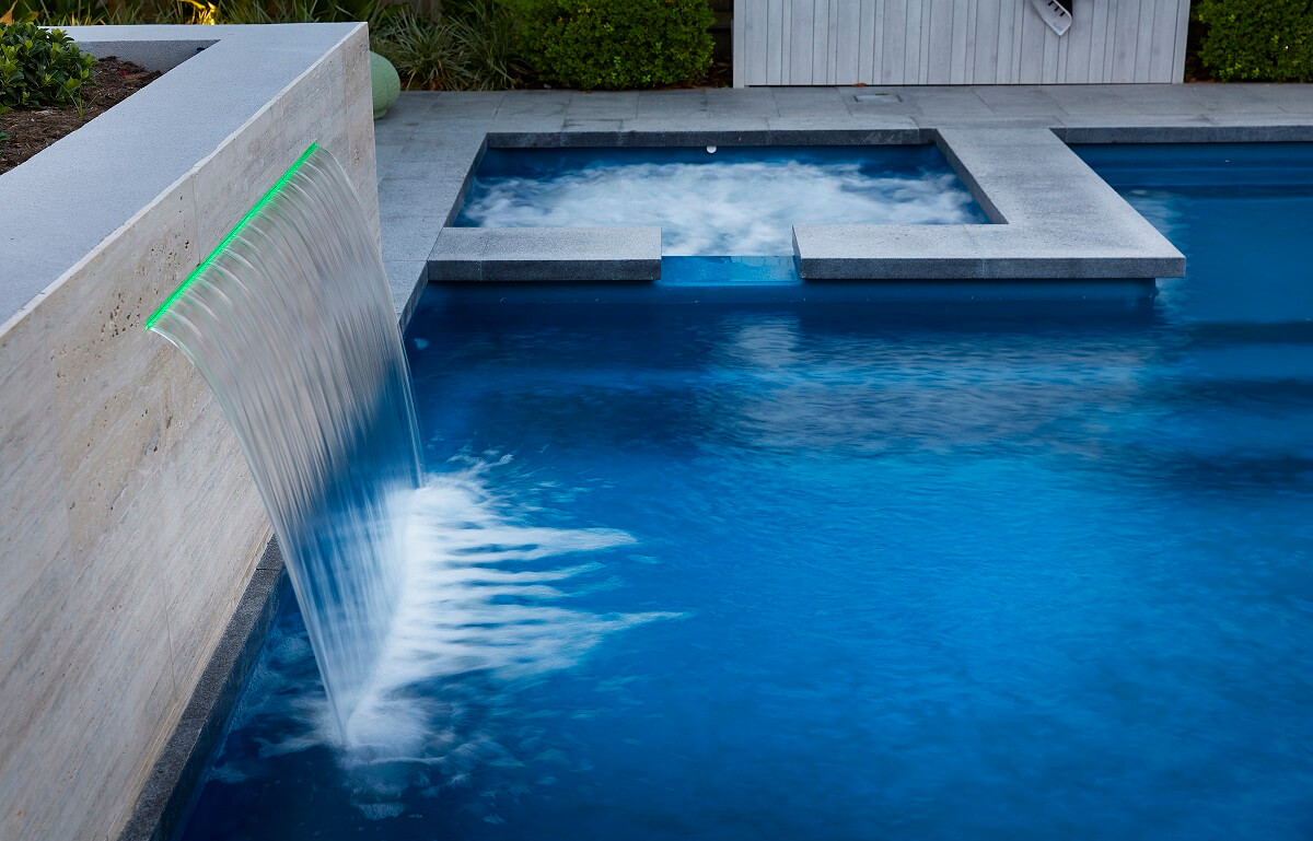 Brooklyn Pool & Spa 7.6m x 4.4m 4