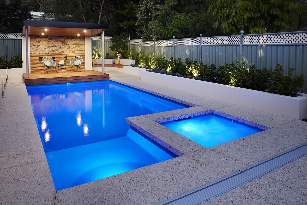 Brooklyn Pool & Spa 9.6m x 4.4m7