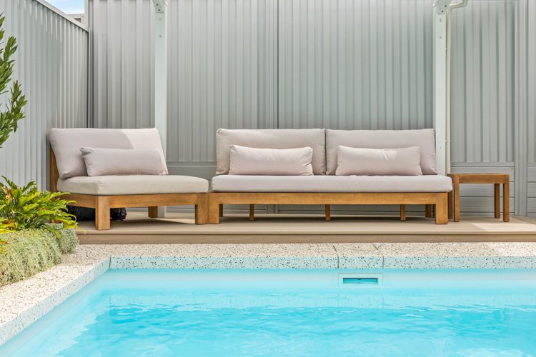 horizon-5.5m-3.6m-polo-white-sparkle-dianella-2