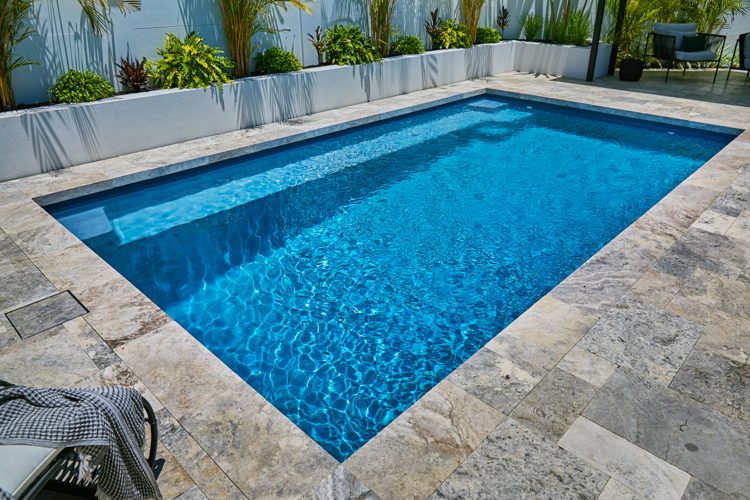 horizon-6.5m-3.6m-mondo-grey-sparkle-melville-hero