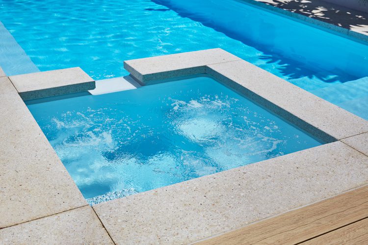 palm-springs-9m-4m-polo-white-sparkle-hillarys-galleryimage-1